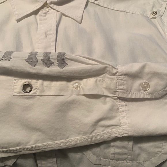 INC Button Up - Picture 6 of 9